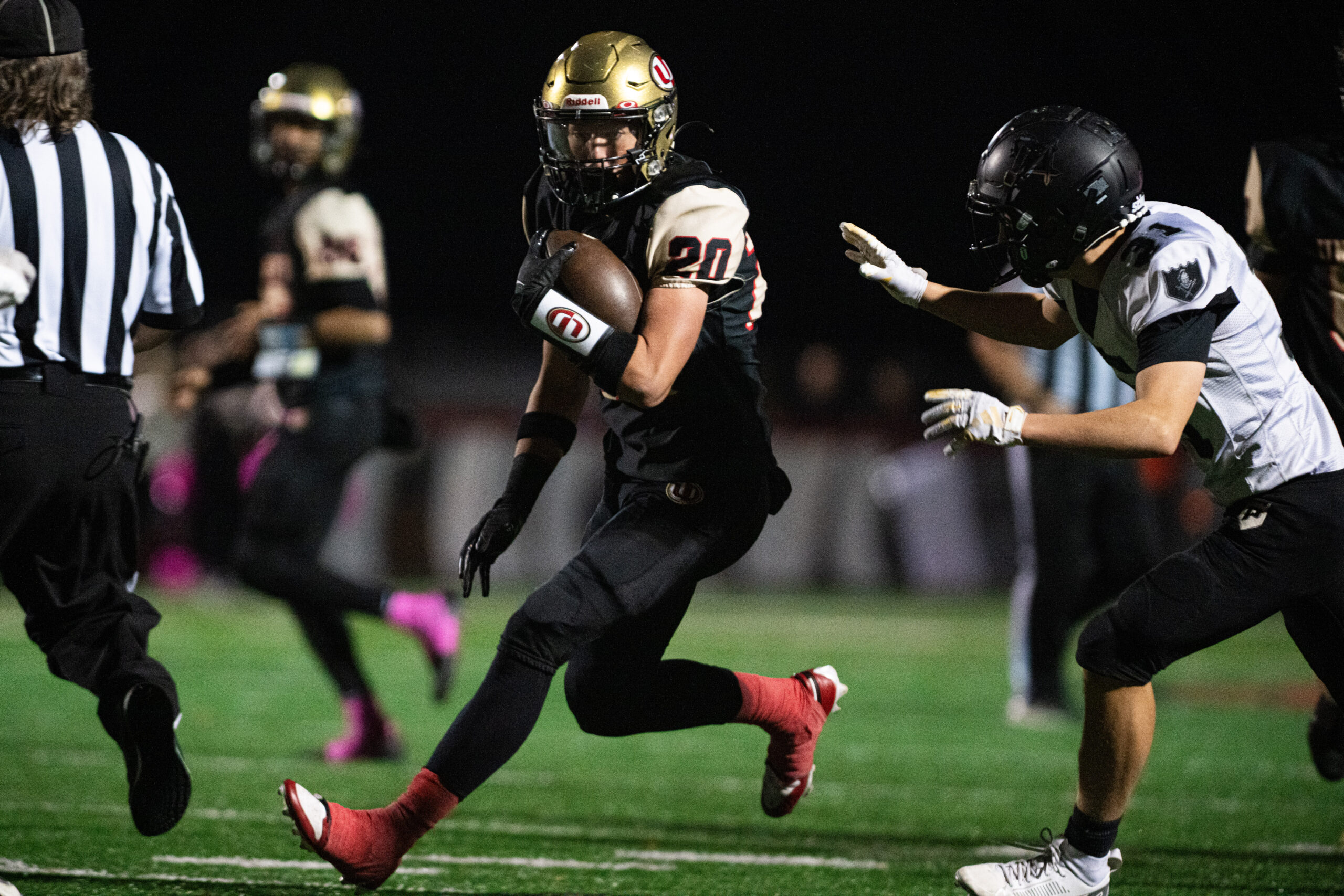 Brody Kehler scores five TDs to lead University High past Musselman
